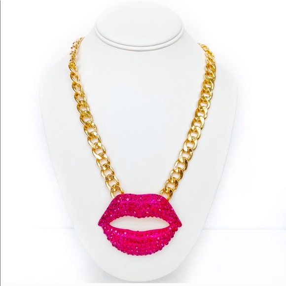 New 💋Natasha pink Crystal Lips Necklace - Picture 5 of 17